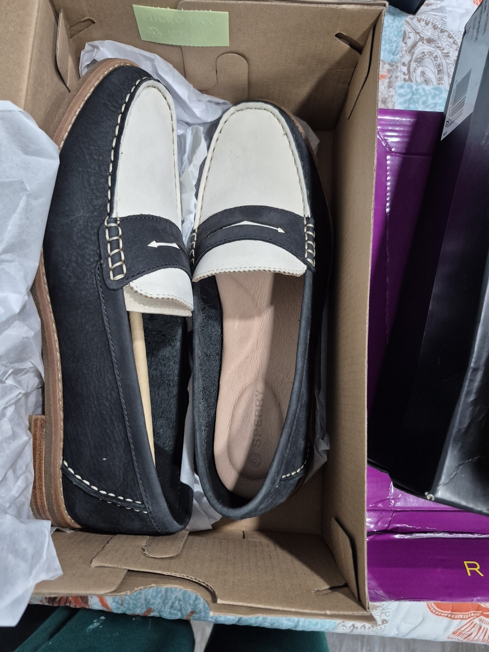 NWT Sperry Black and White Two-Tone Women’s Penny Loafers